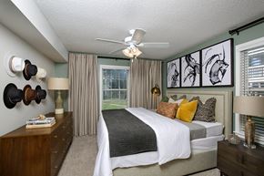 Indianapolis apartment for rent - Indianapolis The Lakes Apartments primary bedroom with ceiling fan