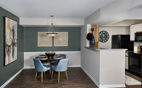 Indianapolis apartment for rent - Indianapolis The Lakes Apartments dining area